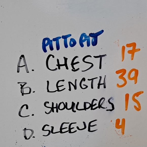 Chic Red and Black Checkered Midi Dress - Picture 8 of 8